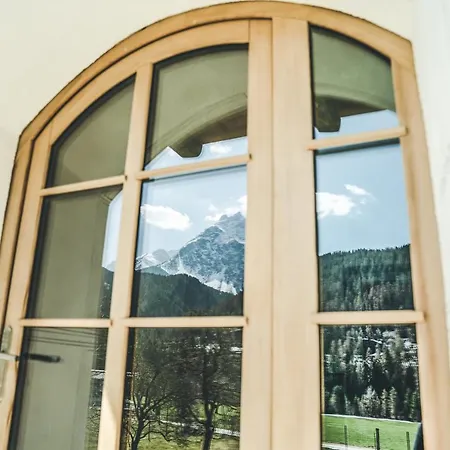 Il Maschun Im Historischen Engadinerhaus Apartment Scuol Exterior photo