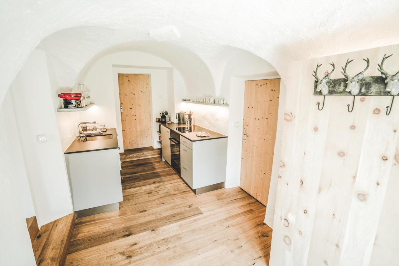 Apartment Il Maschun Im Historischen Engadinerhaus *